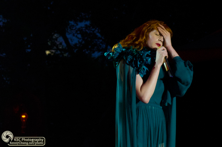 Florence + The Machine performing My Boy Builds Coffins