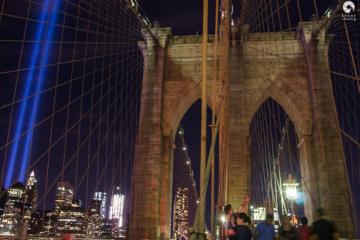 More photographers on the Brooklyn Bridge